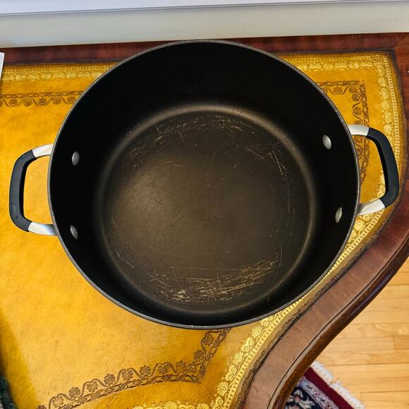Calphalon 8787 Hard Anodized Nonstick 7 Qt Black Dutch Oven Without Lid Stockpot - Picture 3 of 5